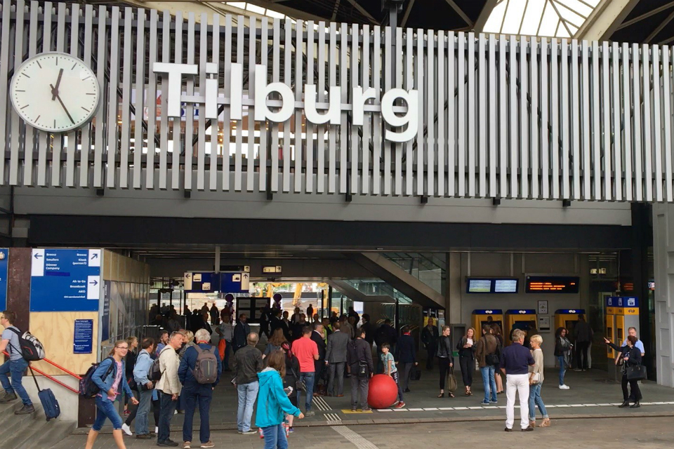 Station Tilburg (NS)