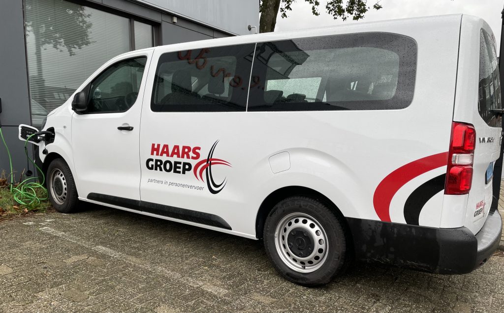 Taxibus van de HaarsGroep