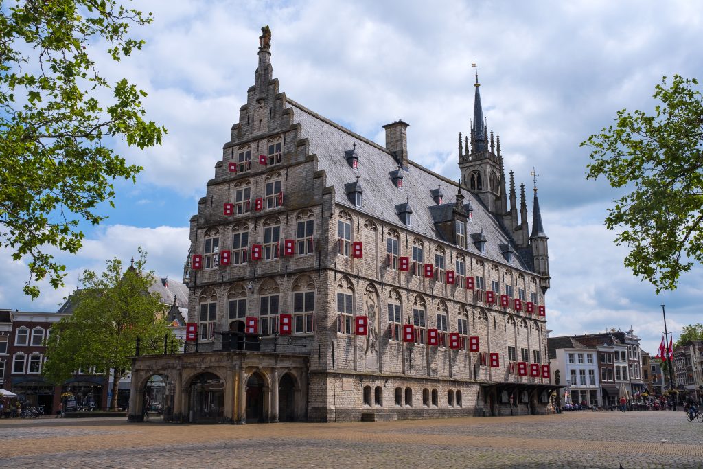 Het historische stadhuis van Gouda