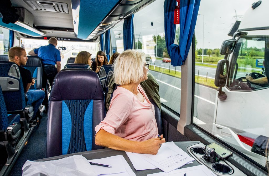 Controle vanuit touringcar